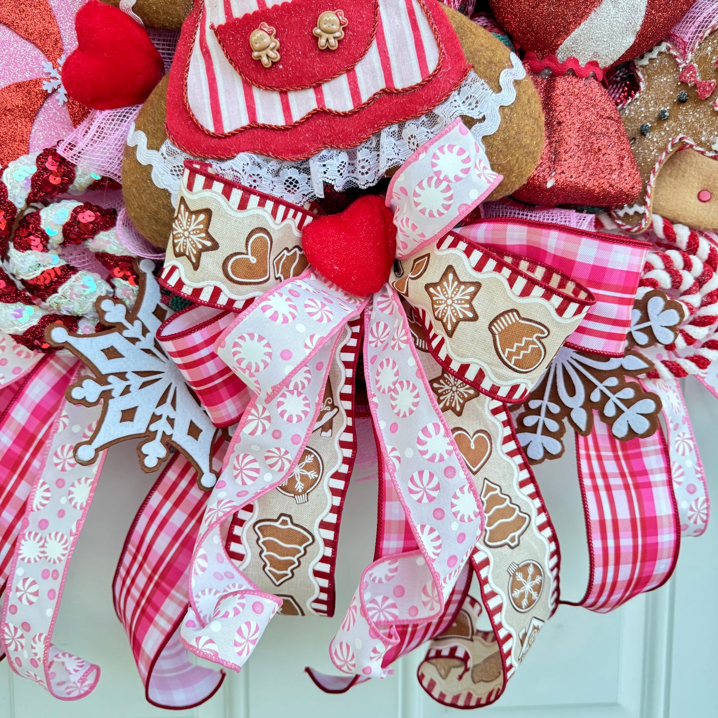 Pink and Red Gingerbread Christmas Wreath