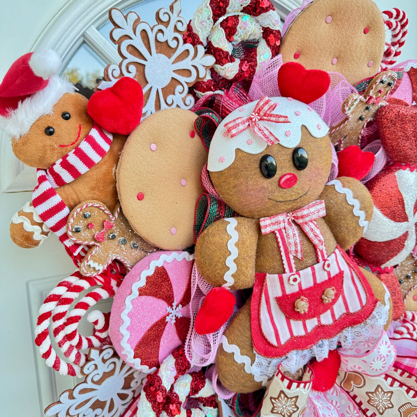 Pink and Red Gingerbread Christmas Wreath