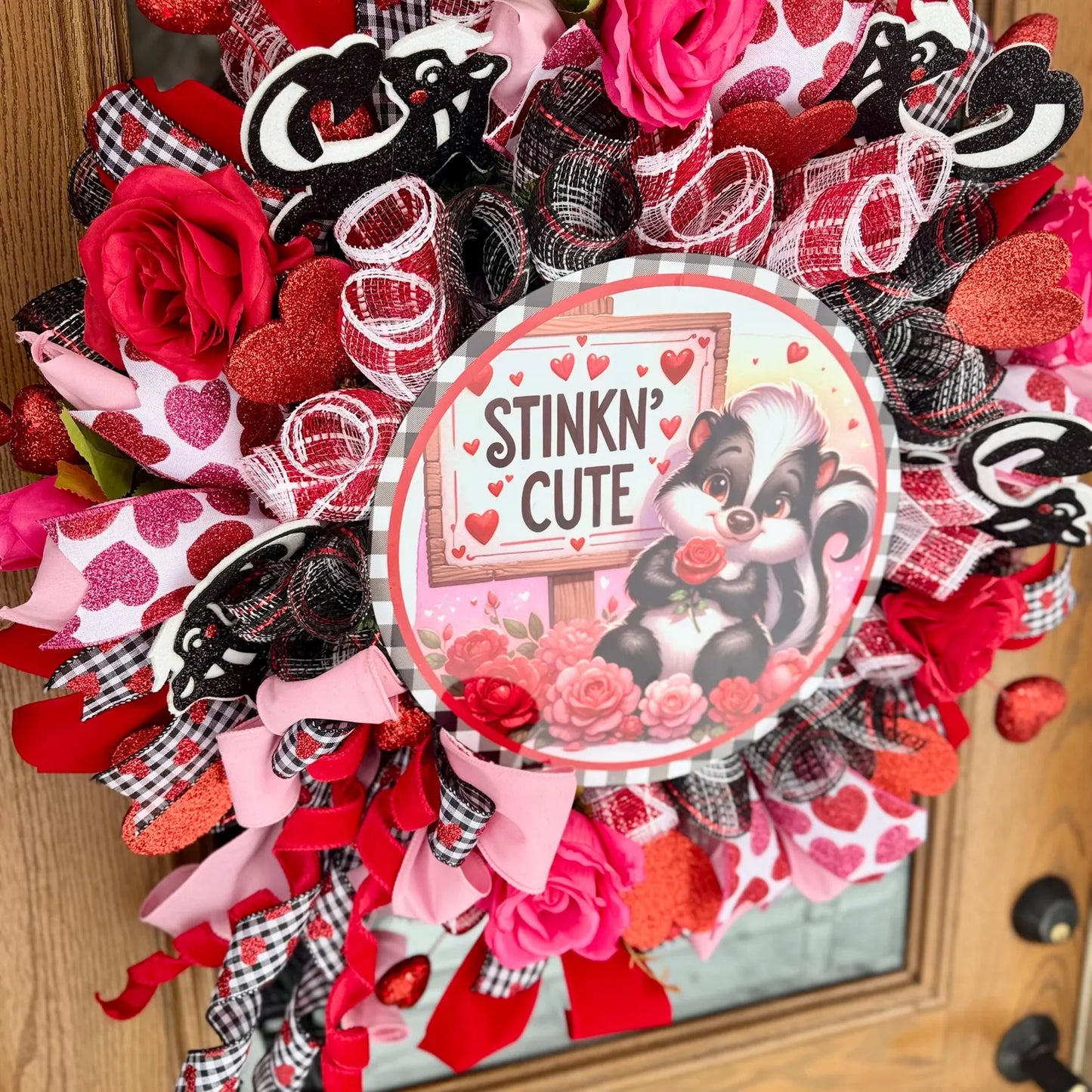 Skunk Valentine’s Day Wreath | Valentines Day Door Decor | Porch Decor | Pink And Red Wreath | Valentine’s Decor