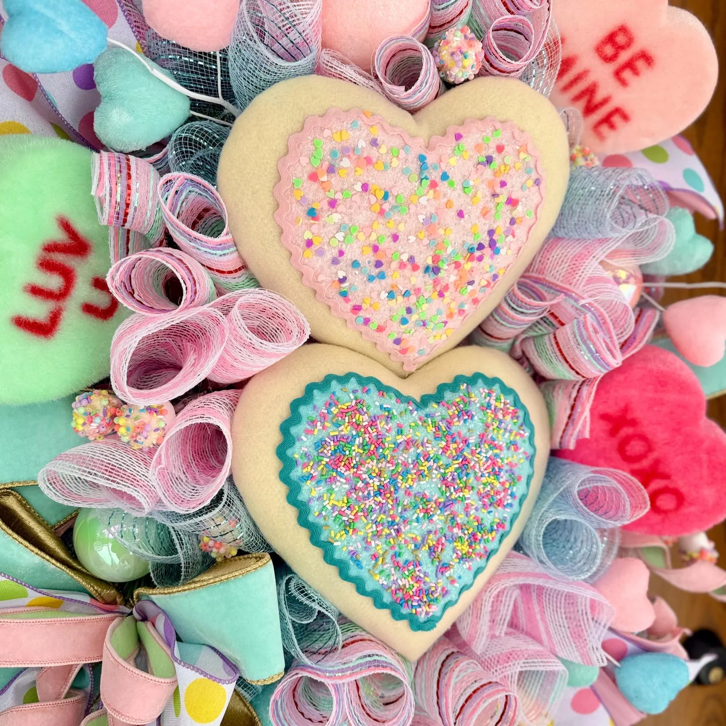 Heart Sugar Cookies Wreath | Valentine’s Day Wreath | Valentines Day Door Decor