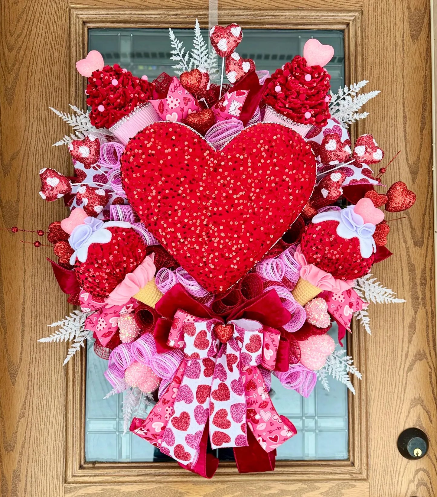 Valentine’s Day Heart Wreath | Valentines Day Door Decor | Valentine’s Decor