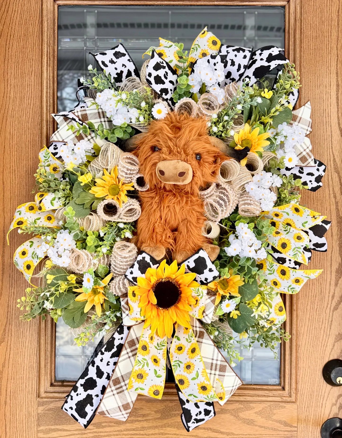 Highland Cow Door Wreath | Spring Wreath | Floral Wreath | Spring Door Decor | Farmhouse Wreath | Farmhouse Porch Decor