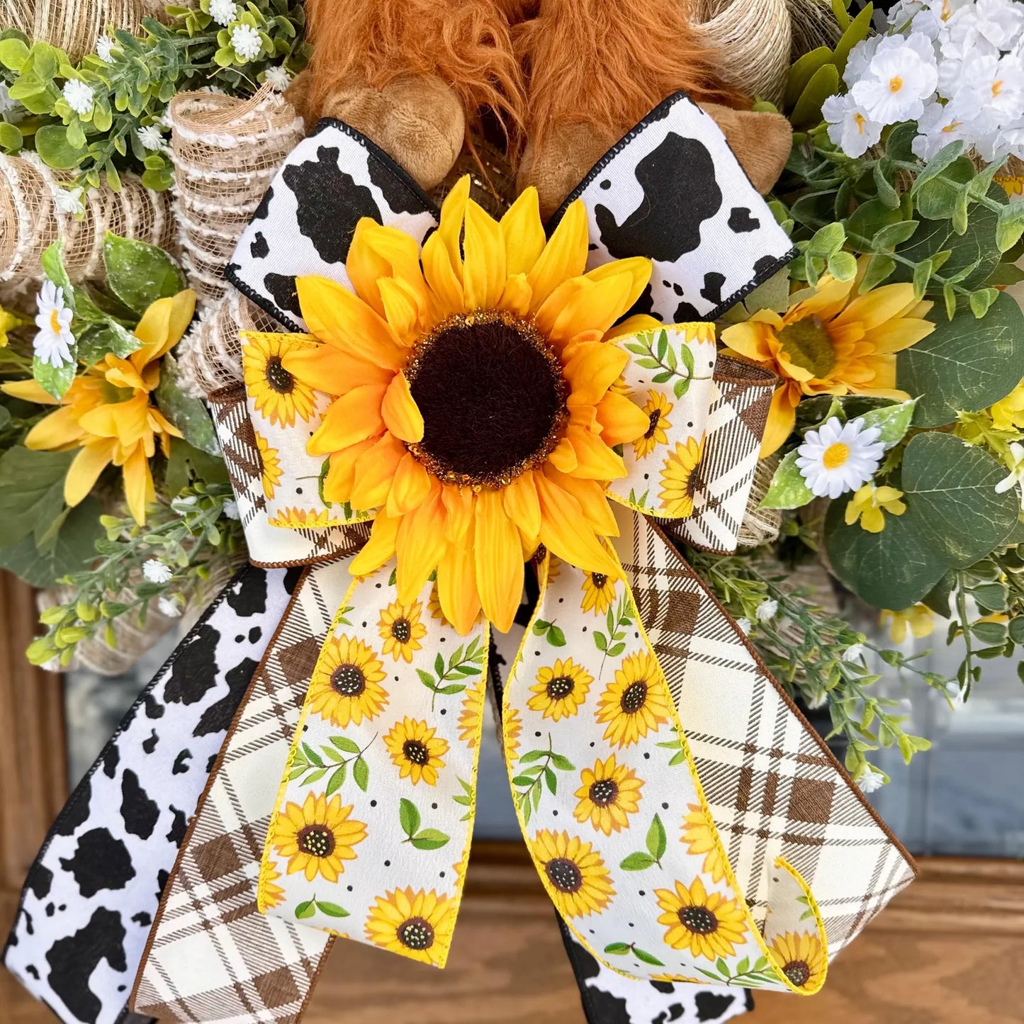 Highland Cow Door Wreath | Spring Wreath | Floral Wreath | Spring Door Decor | Farmhouse Wreath | Farmhouse Porch Decor