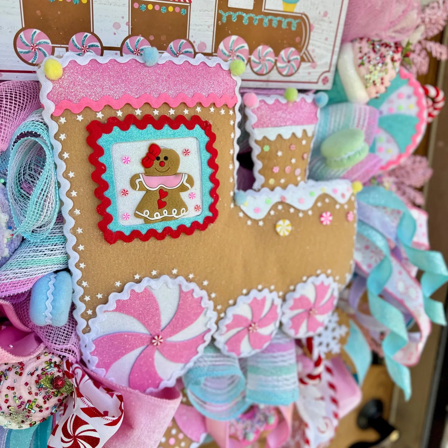 Pastel Gingerbread Candyland Wreath | Christmas Wreath | Christmas Porch Decor