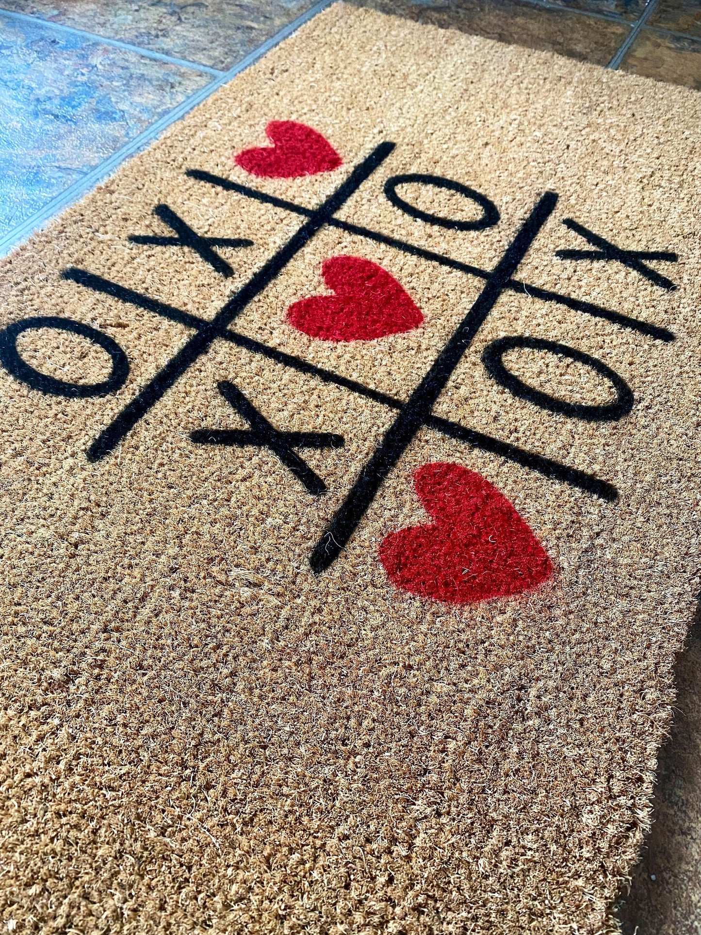 XOXO Doormat | Valentines Doormat | Valentine’s Day Decor | Front Porch Decor | Spring Doormat | Cute Doormat | Valentines Decor